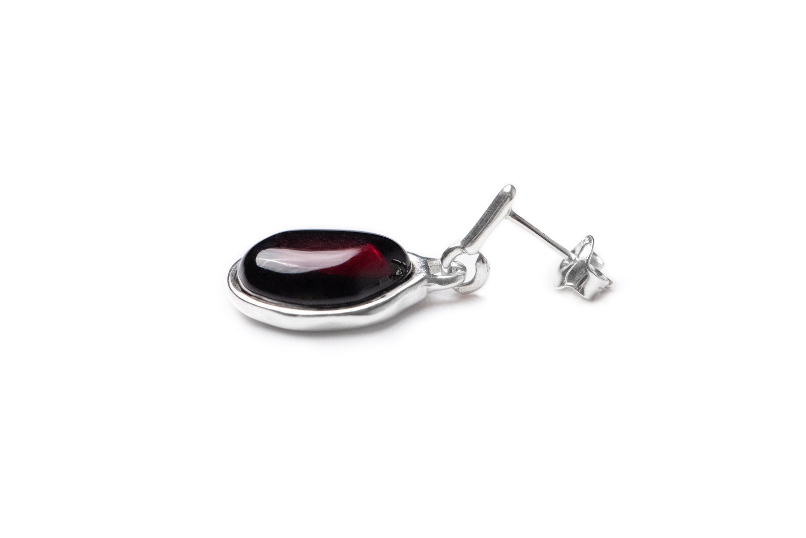 Boucles d'oreilles pendantes en ambre cerise ELEMENTS