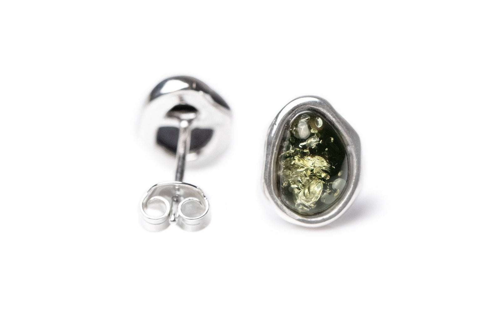 Boucles d'oreilles clous ÉLÉMENTS en ambre vert