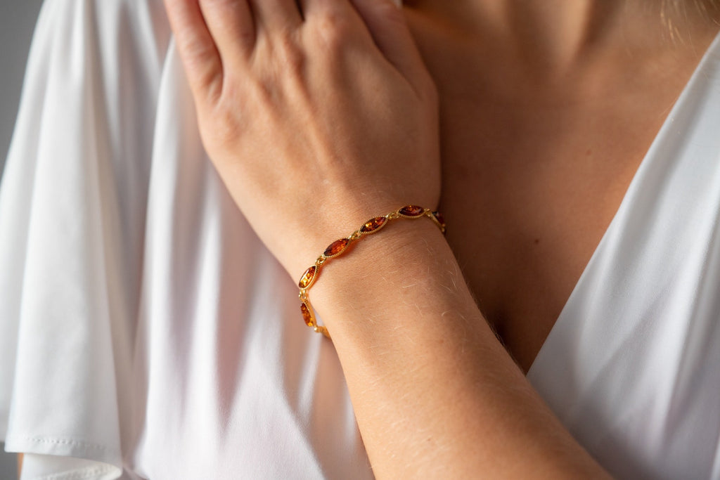 Bracelet délicat en argent plaqué or et ambre