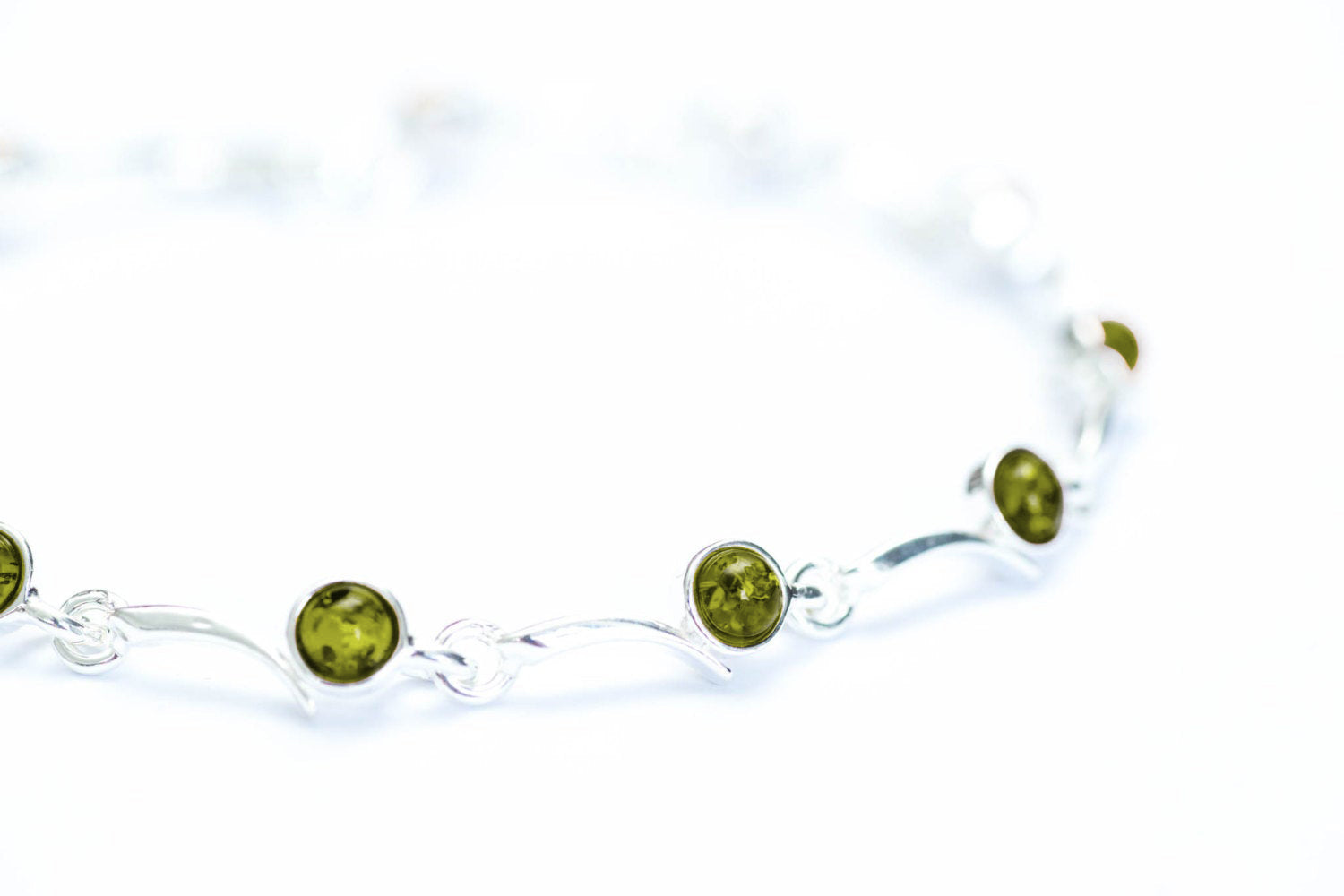Bracelet minimaliste vert ambre