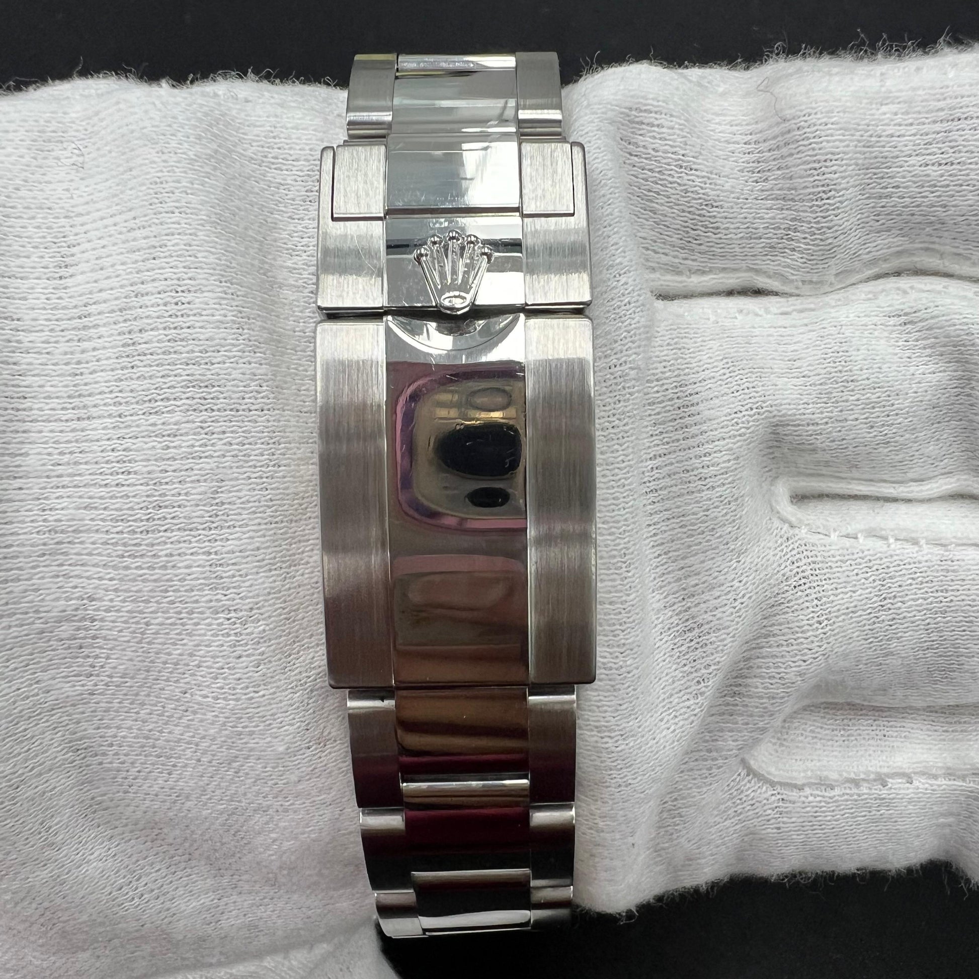 ROLEX GMT MASTER II 8680LW - SJR London Timepiece