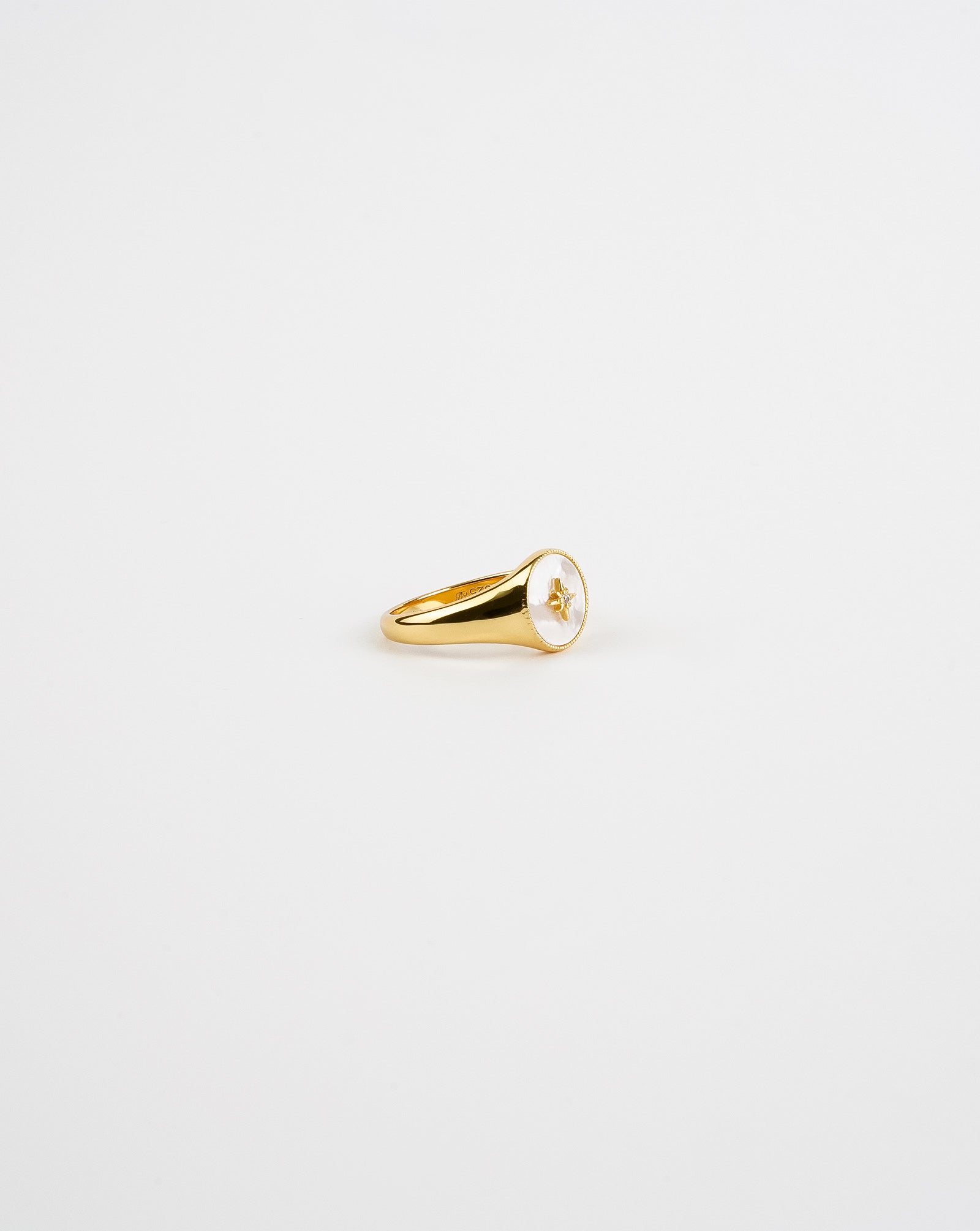 Bague étoile en nacre
