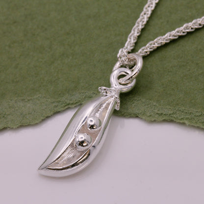 Two Peas In A Pod Silver Charm