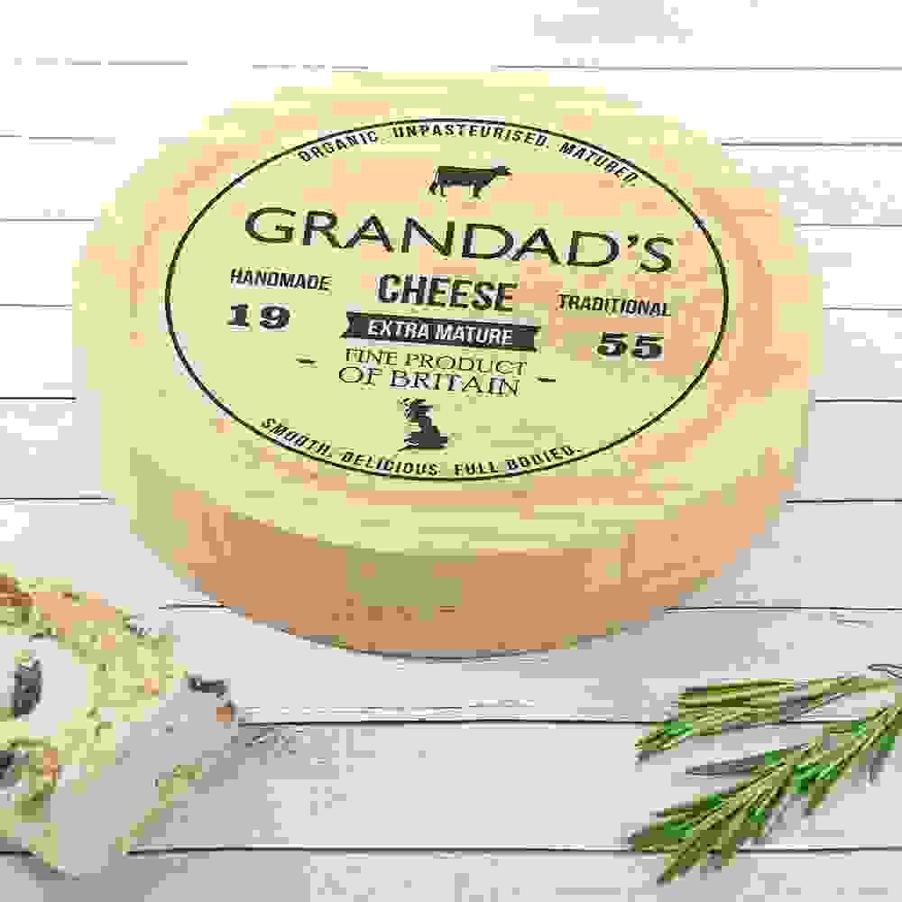 Personalised Traditional Round Cheese Board Set