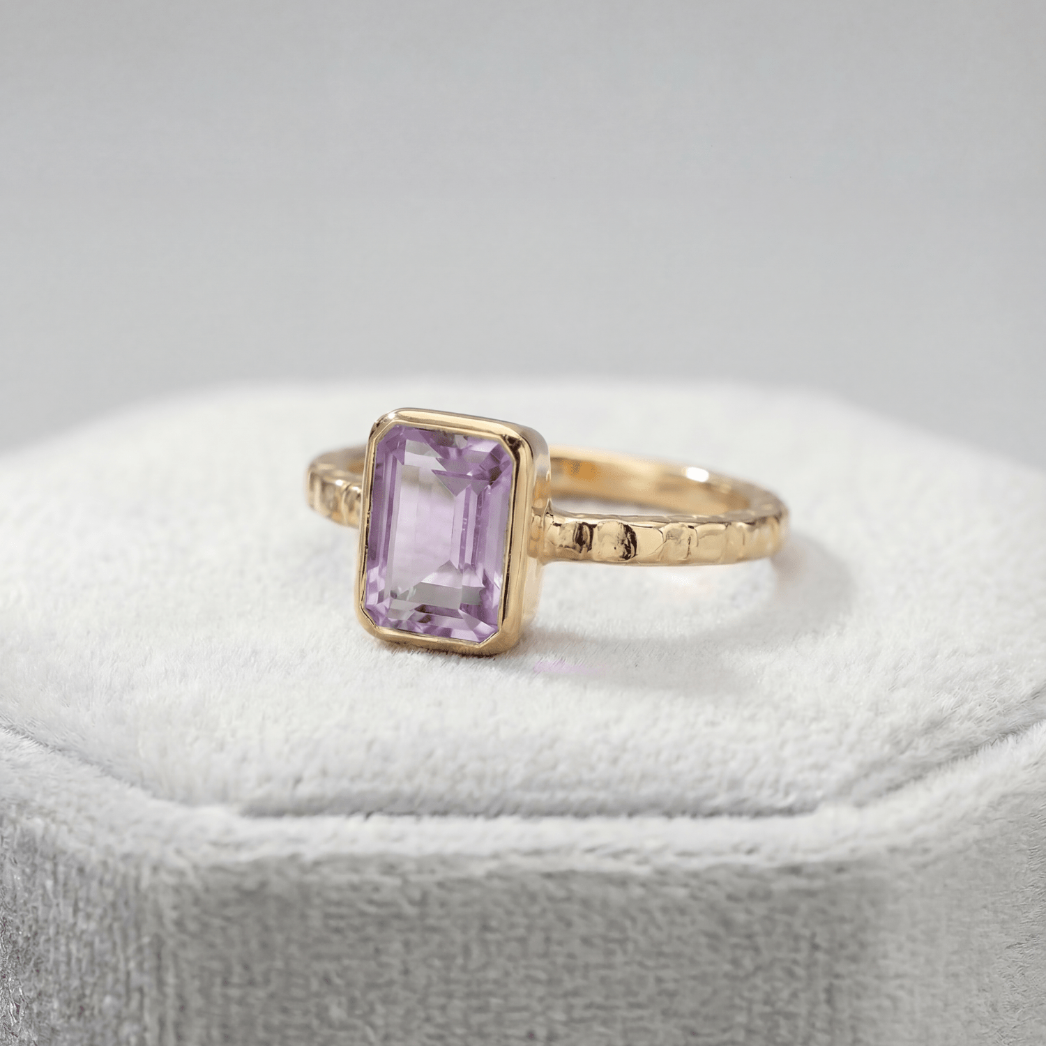 Bague améthyste lavée par les marées - Améthyste octogonale et anneau martelé